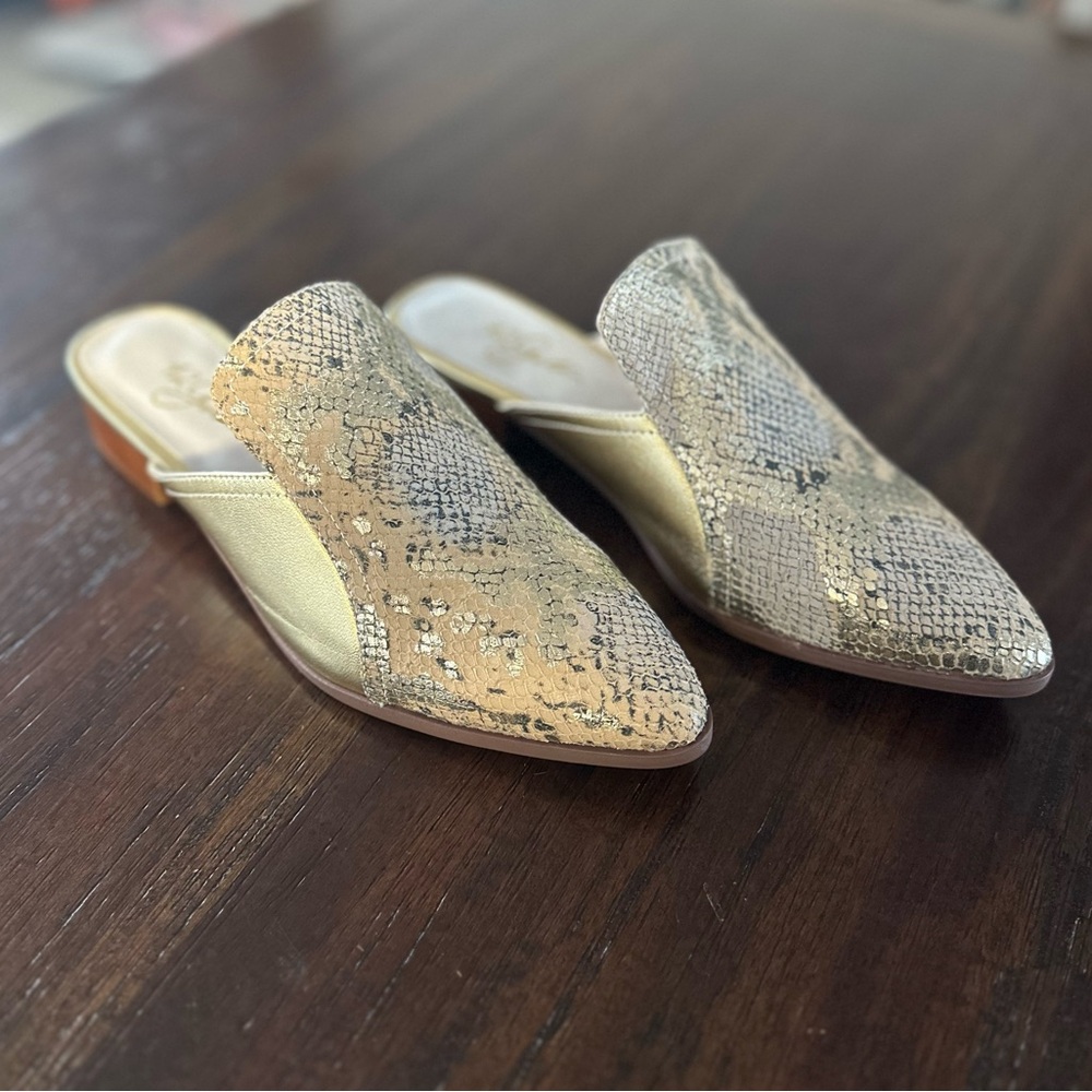 42 Gold Rue Leather Loafer Mule Snake Metallic sz 9 - Picture 2 of 7